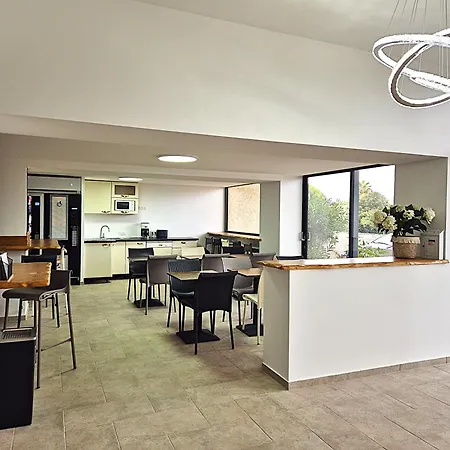 Le Colibri 2* Lucciana (Corsica)