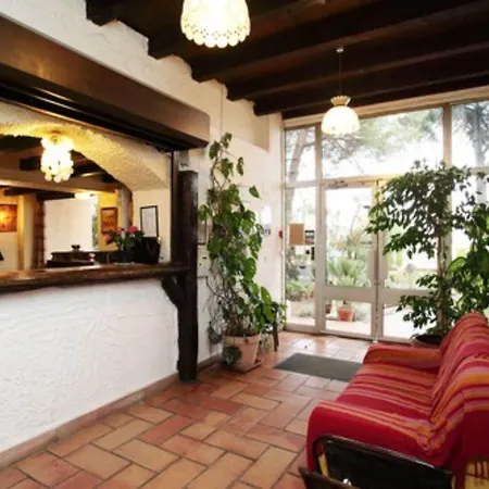 Hotel Le Colibri Lucciana (Corsica)