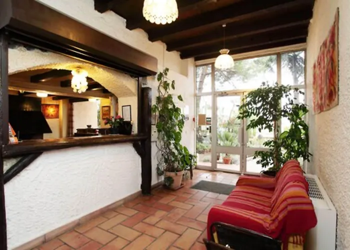 Hotell Le Colibri Lucciana (Corsica)